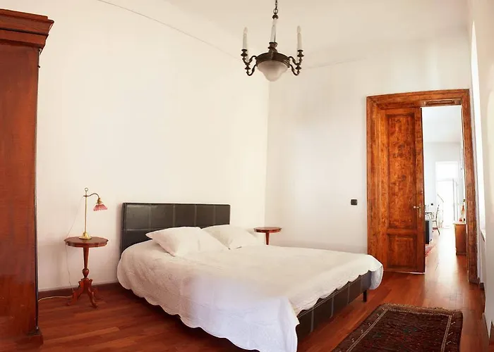 Cluj Apartments Διαμέρισμα *